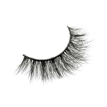 Load image into Gallery viewer, Beauty Gold - Mink Lashes - Cutie - Beauty Gold - LASHES