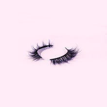 Load image into Gallery viewer, Doll Beauty - Stephanie Faux Mink Lashes