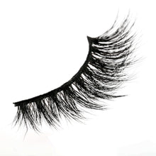 Load image into Gallery viewer, Beauty Gold - Faux Mink Lashes - Admire - Beauty Gold - LASHES