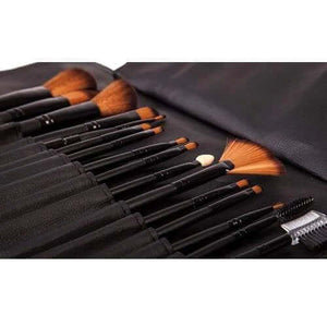 LaRoc - 16 Piece Brush Set