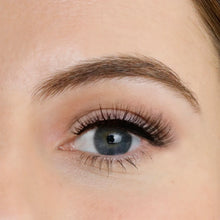 Load image into Gallery viewer, Lola’s Lashes - Daisy Chain